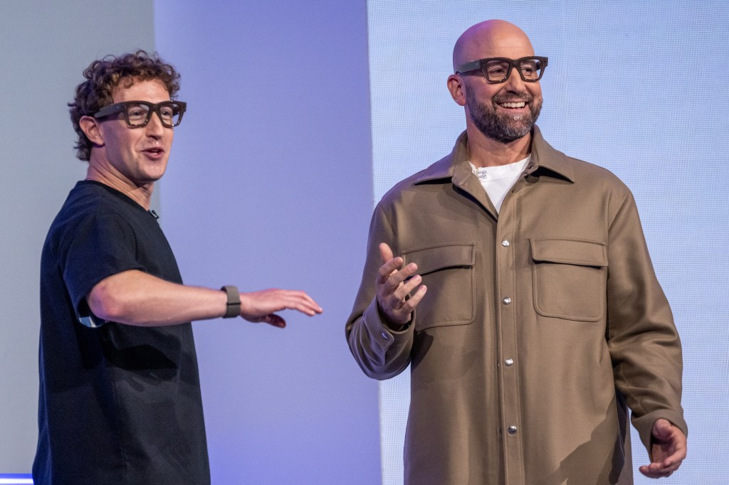 Mark Zuckerberg, chief executive officer of Meta Platforms Inc., left, and Andrew Bosworth, chief technology officer and head of Reality Labs, right. Photographer: David Paul Morris/Bloomberg